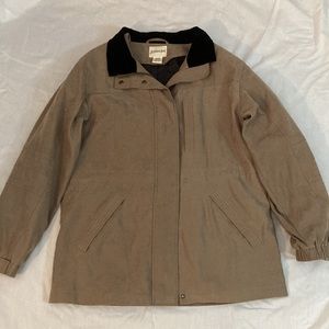 Women’s Coat St. John’s Bay - Med/ petite